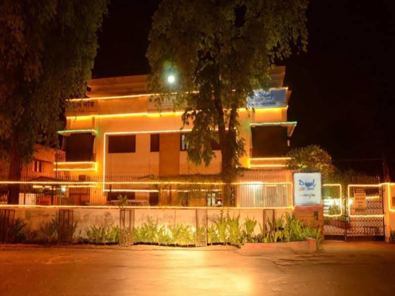Capital O 10953 Dayal Lodge - A Boutique Hotel Agra (Uttar Pradesh) Exterior foto