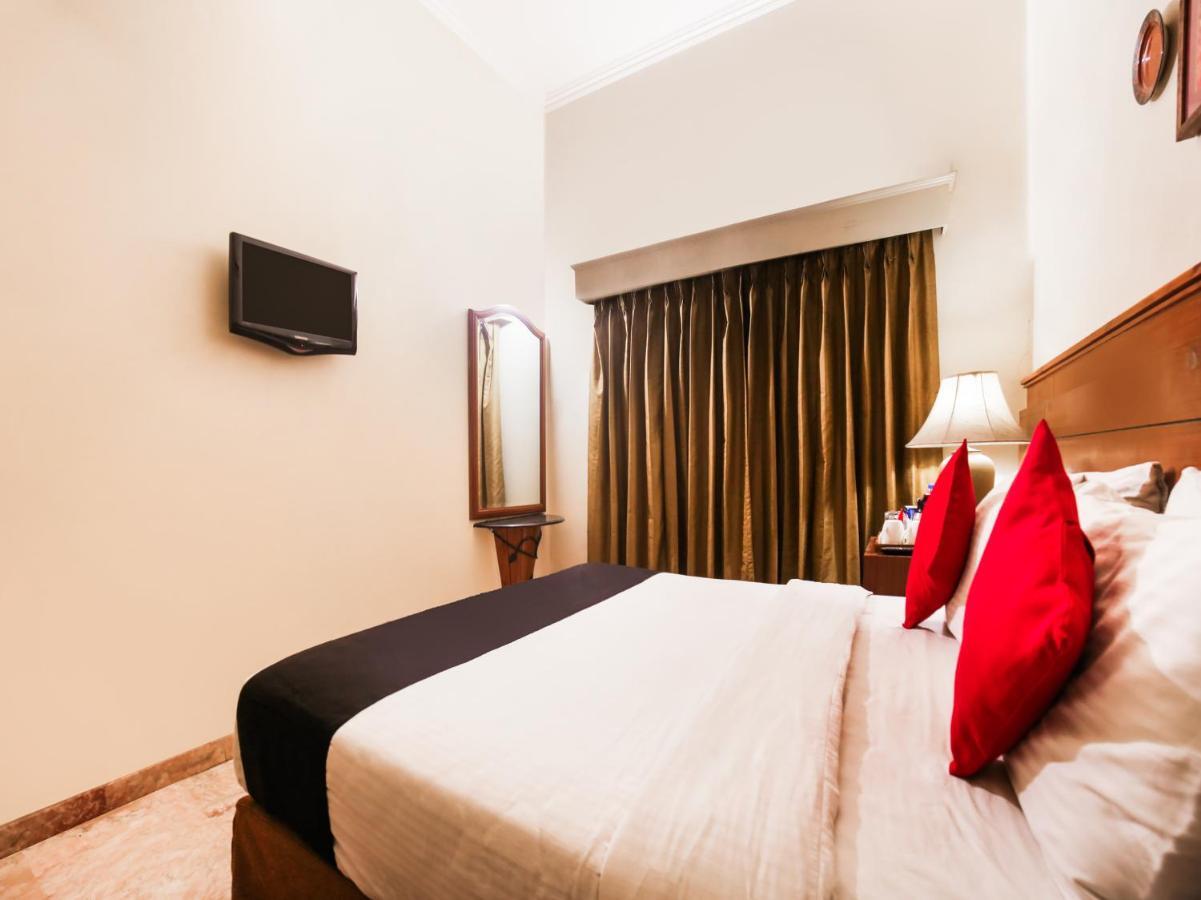 Capital O 10953 Dayal Lodge - A Boutique Hotel Agra (Uttar Pradesh) Exterior foto