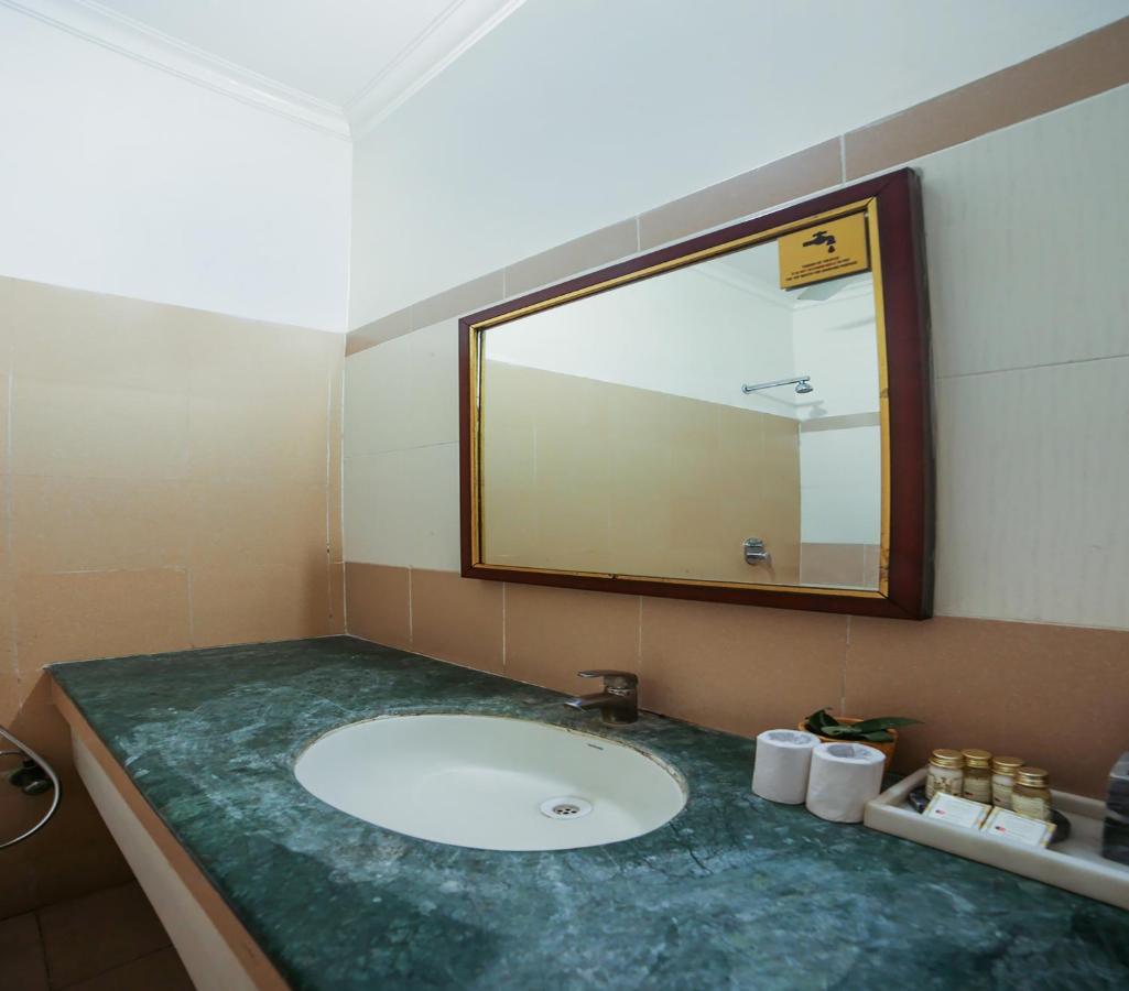 Capital O 10953 Dayal Lodge - A Boutique Hotel Agra (Uttar Pradesh) Exterior foto